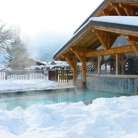 Le - Piscine Et Morillon